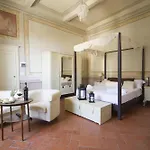 Cortona Suite Bed & Breakfast 3*