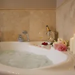 Cortona Suite Bed & Breakfast 3*