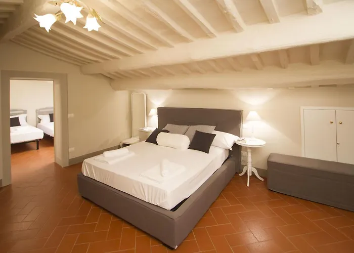 Cortona Suite Bed and Breakfast 3*